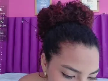 Freechat playfuljust_18 on Chaturbate