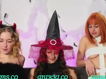 Freechat plump_bums on Chaturbate