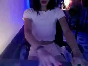 Freechat pretty_morina143 on Chaturbate