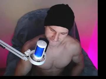 puremenshape on Chaturbate