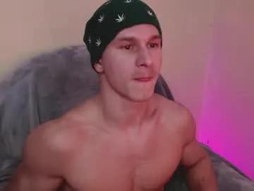 puremenshape on Chaturbate
