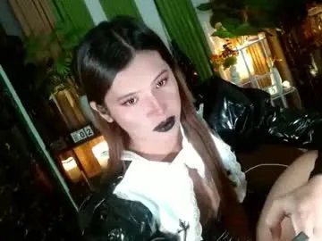 Freechat queen_kendalx19 on Chaturbate