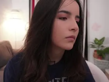 Freechat raychell_black on Chaturbate