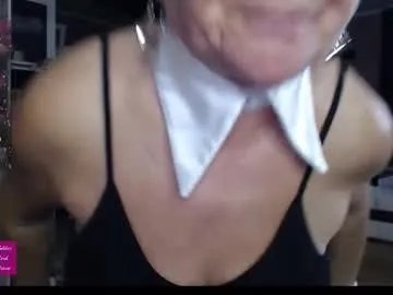 Freechat roxana_brooks on Chaturbate