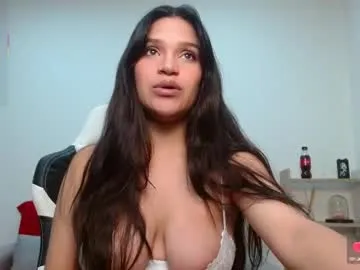 roxxi_2110 on Chaturbate