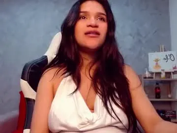 roxxi_2110 on Chaturbate