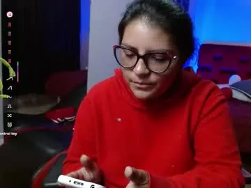 sahamara_07 on Chaturbate