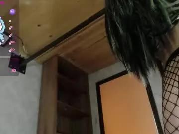 sally23_ on Chaturbate 