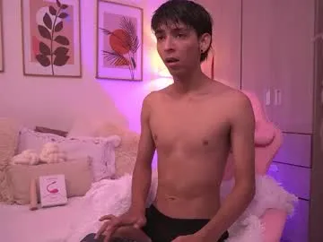 Freechat sebas_cat on Chaturbate