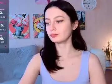 Freechat sensuallucy233 on Chaturbate
