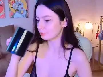 Freechat sensuallucy233 on Chaturbate