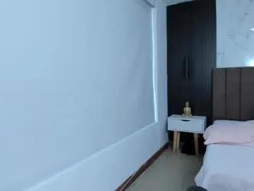 serene_waves on Chaturbate 