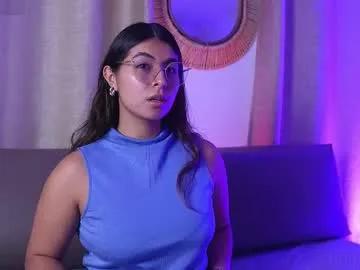 Freechat shelleymorell on Chaturbate