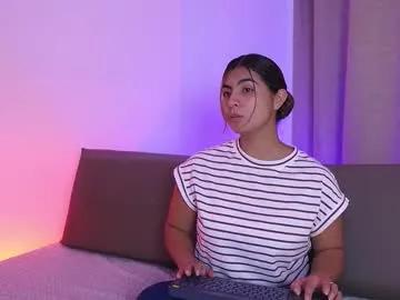 Freechat shelleymorell on Chaturbate