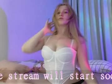 Private small_blondee on Chaturbate