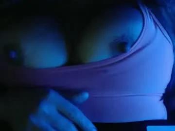 Freechat snowie_rose on Chaturbate