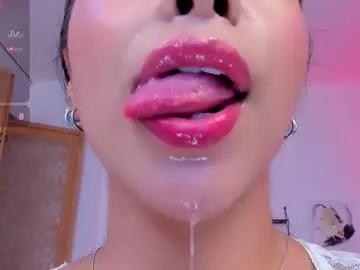 sophierooy on Chaturbate