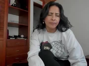stefaniadiazz_ — Hi! Let's have fun #curvy #latina #mature #bigboobs #squirt