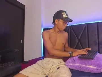 stella_drake on Chaturbate