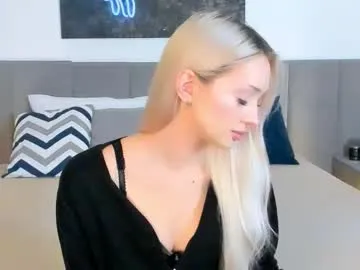 Freechat sugarwhisper on Chaturbate