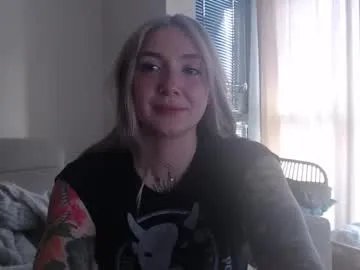 tattoobbgirl on Chaturbate