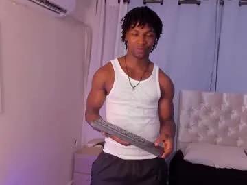 Freechat tau_montes on Chaturbate