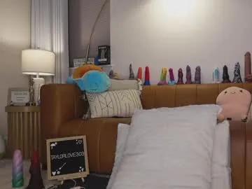 Freechat taylor_love_303 on Chaturbate