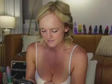 Freechat taylor_love_303 on Chaturbate