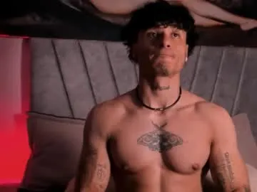 Freechat thomas_fit1 on Chaturbate