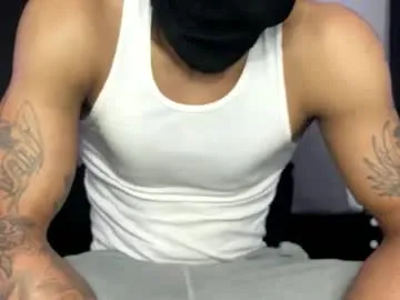 throattaker4l_ model from Chaturbate