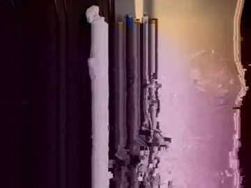 Freechat tslizzy0084 on Chaturbate