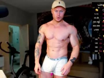 Freechat ukgymboy on Chaturbate