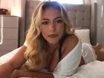 Freechat urgfmandy on Chaturbate