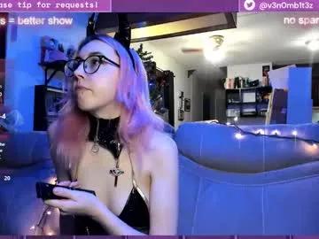 Freechat v3n0mb1t3z on Chaturbate