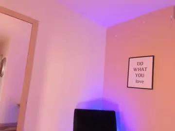 Freechat violetta_bold on Chaturbate