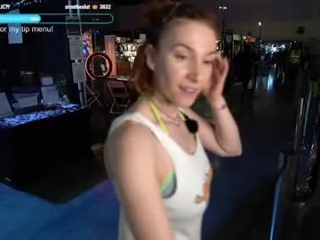 Freechat vivid_whit on Chaturbate