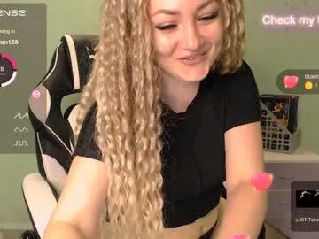 Freechat wet_dream__ on Chaturbate
