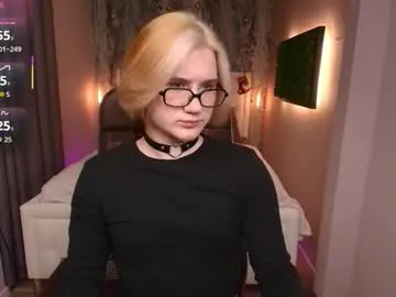 winxxxyy_wrong model from Chaturbate