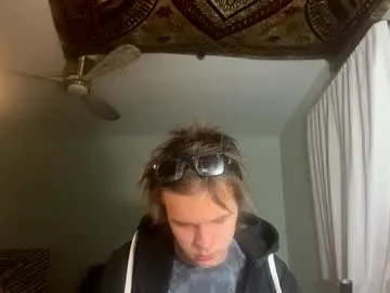 Freechat xander0zzz on Chaturbate