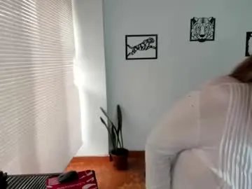 Freechat yayita_mature on Chaturbate