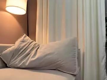 yes_mommy_zlata on Chaturbate