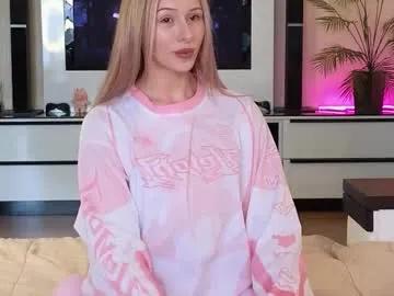 Freechat yononeey on Chaturbate