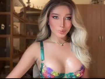 Offline yourlovingpearlita1000 on Chaturbate