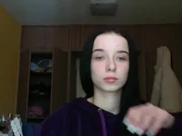 Freechat yuliastar on Chaturbate