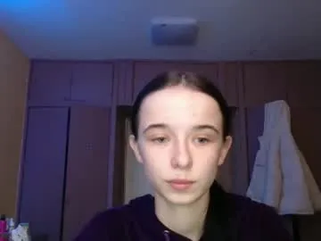 Freechat yuliastar on Chaturbate