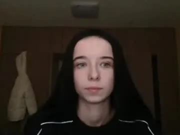 Freechat yuliastar on Chaturbate