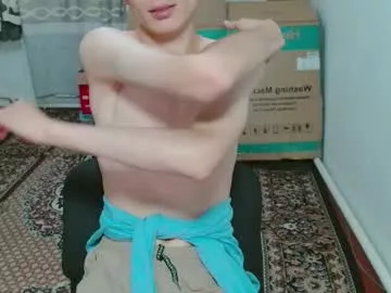 Away zengom on Chaturbate