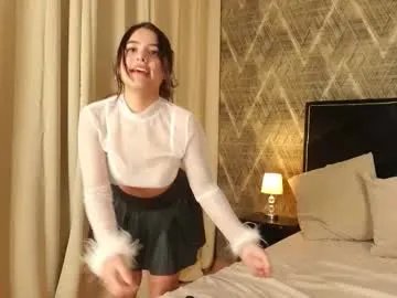 Freechat zoebela on Chaturbate