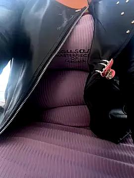 -Mia1 — Big Squirt Today