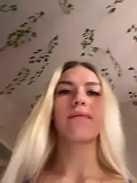 Freechat -Sexy_Barbie- on StripChat